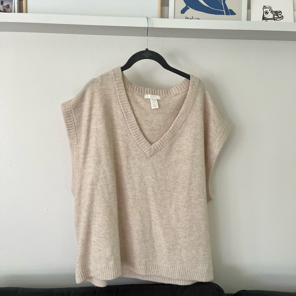 H&M sweater vest